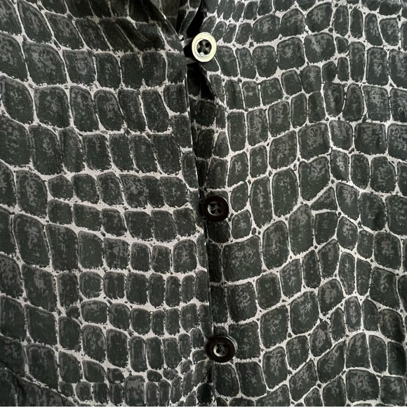VTG Express Top Button Down Reptile Sheer Silk Slit Sleeve Whimsigoth Y2K 5/6 - Picture 4 of 12
